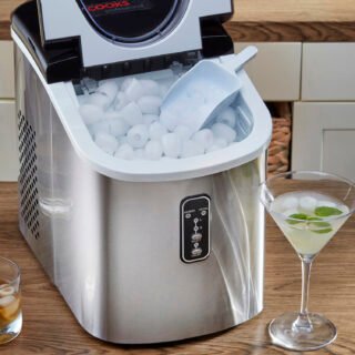 ICE CUBE MAKER